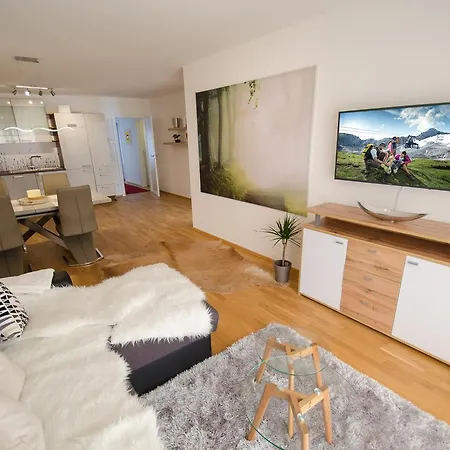 Finest Kitzblick Golf Suites By All In One Apartments Zell am See Exteriér fotografie